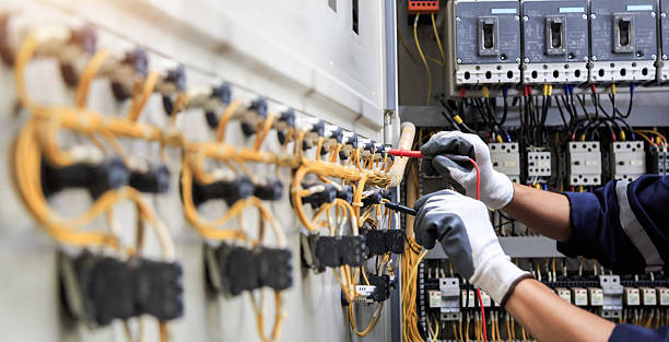 Professional Electrician technician working in Piketon, OH